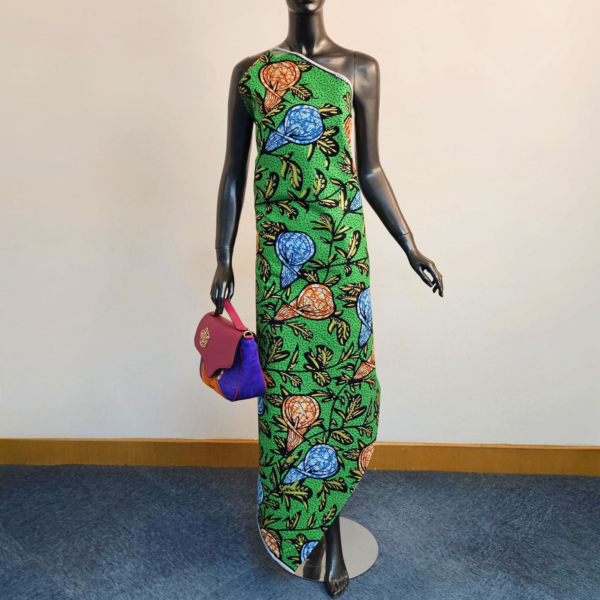 幅46インチ、長さ6ヤードのアフリカンワックスプリント生地、 - Sewing Batik Fabric のレビューと価格