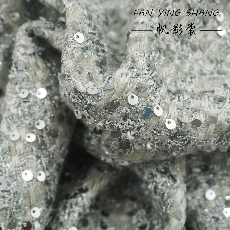 シルバーグレーのグリッタースパンコール付きツイード生地、コー - Sewing Tweed Fabric のレビューと価格